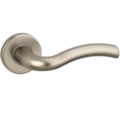 Urfic Algarve Pro5 Range Door Handles On Rose, Stainless Steel Effect - 5410-5095-P5 (sold in pairs) STAINLESS STEEL EFFECT