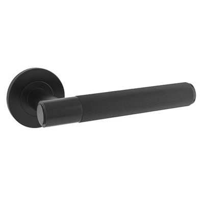 Alexander & Wilks Spitfire Reeded Door Handles On Round Rose, Black - AW222BL (sold in pairs) MATT BLACK